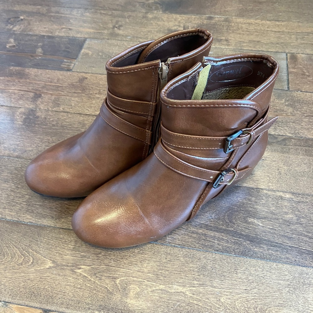 Stepwel Ankle Boots -EUC